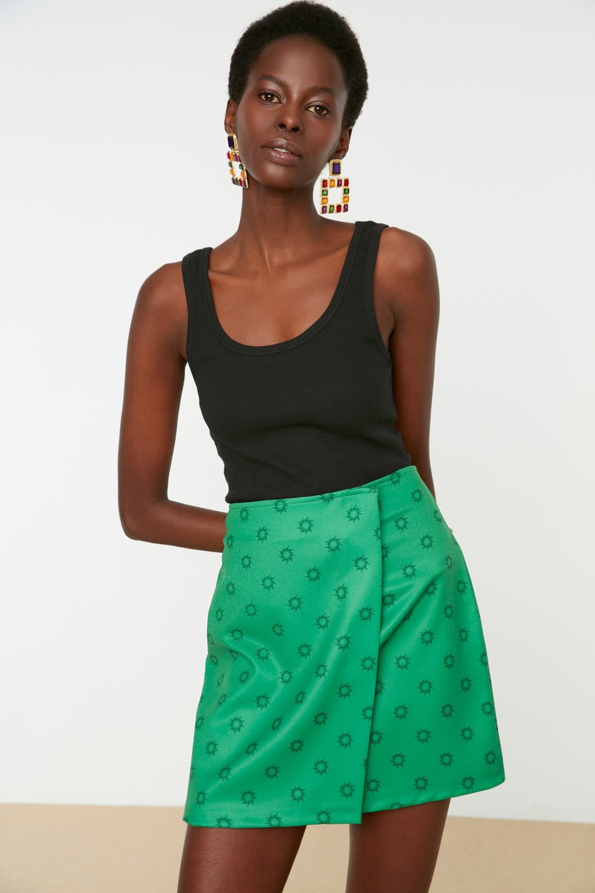 Siyah Fitted/Vücuda Oturan Havuz Yaka Fitilli Esnek Örme Atlet