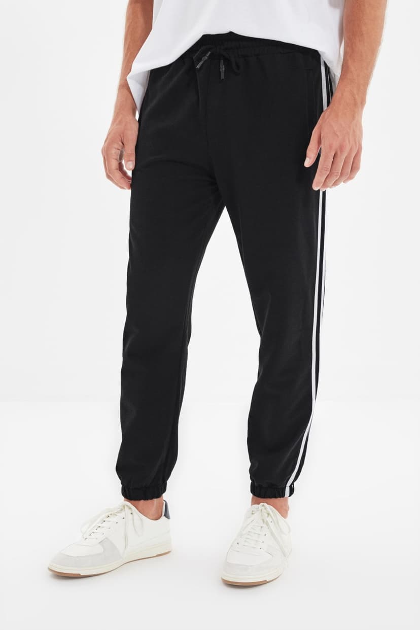 Product Siyah Regular/Normal Kesim Şeritli Fermuar Cepli Paçası Lastikli Jogger Eşofman Altı