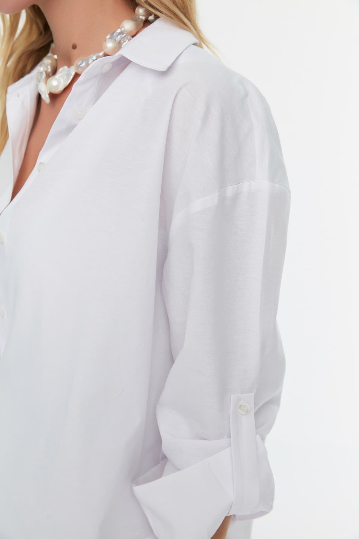 Trendyolmilla Beyaz Dokuma Plaj Gömleği TBESS22GO0664