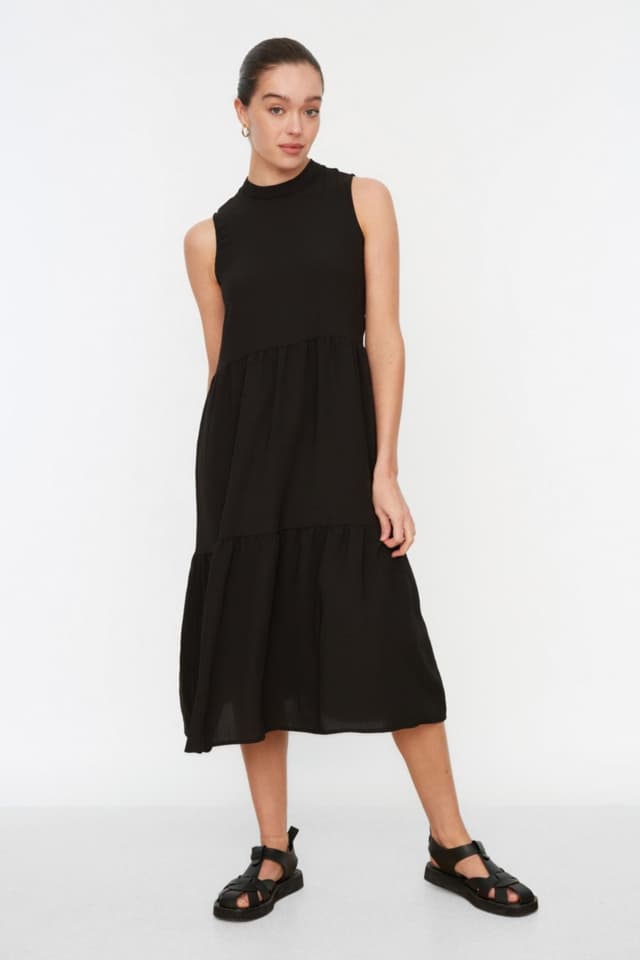 Product Trendyolmilla Siyah Shift/Düz Kesim Dik Yaka Midi Dokuma Elbise TWOSS20EL1864