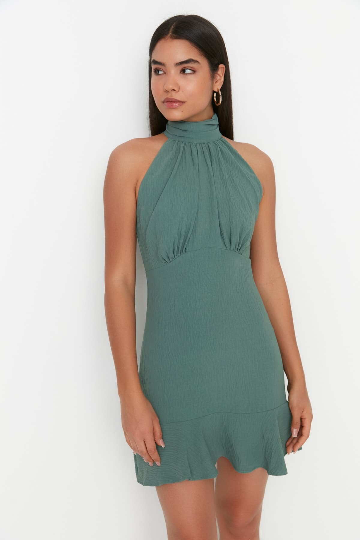 Trendyolmilla Haki Halter Yaka A Kesim Astarlı Mini Dokuma Elbise TWOSS21EL1538