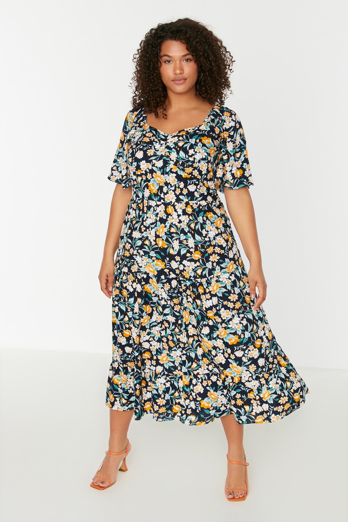 Trendyolmilla Curve Çok Renkli Çiçek Desenli Dokuma Fırfır Detaylı Elbise TBBSS22EL1600