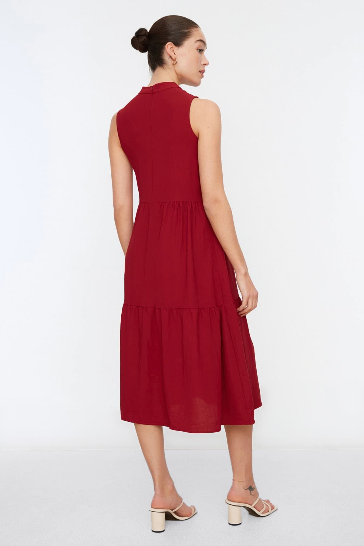 Trendyolmilla Bordo Shift/Düz Kesim Dik Yaka Midi Dokuma Elbise TWOSS20EL1864