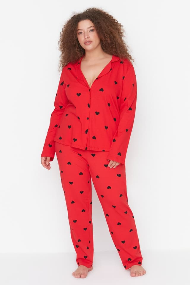 Product Kırmızı Kalpli Gömlek Yaka Örme Pijama Takımı