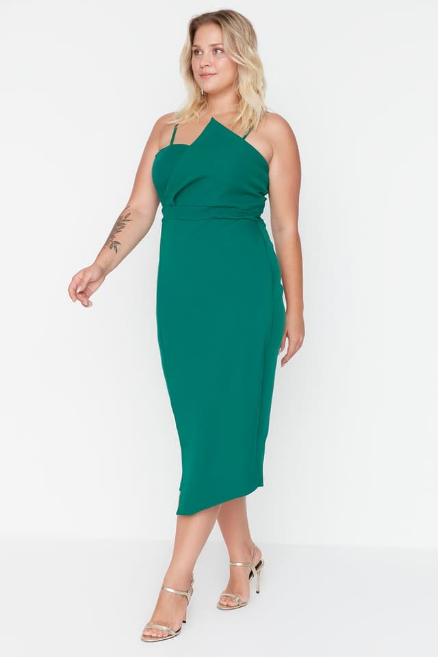 Product Trendyolmilla Curve Zümrüt Yeşili Ayarlanabilir Askılı Vücuda Oturan Orta Boy Dokuma Büyük Beden Elbise TBBSS22AH00039