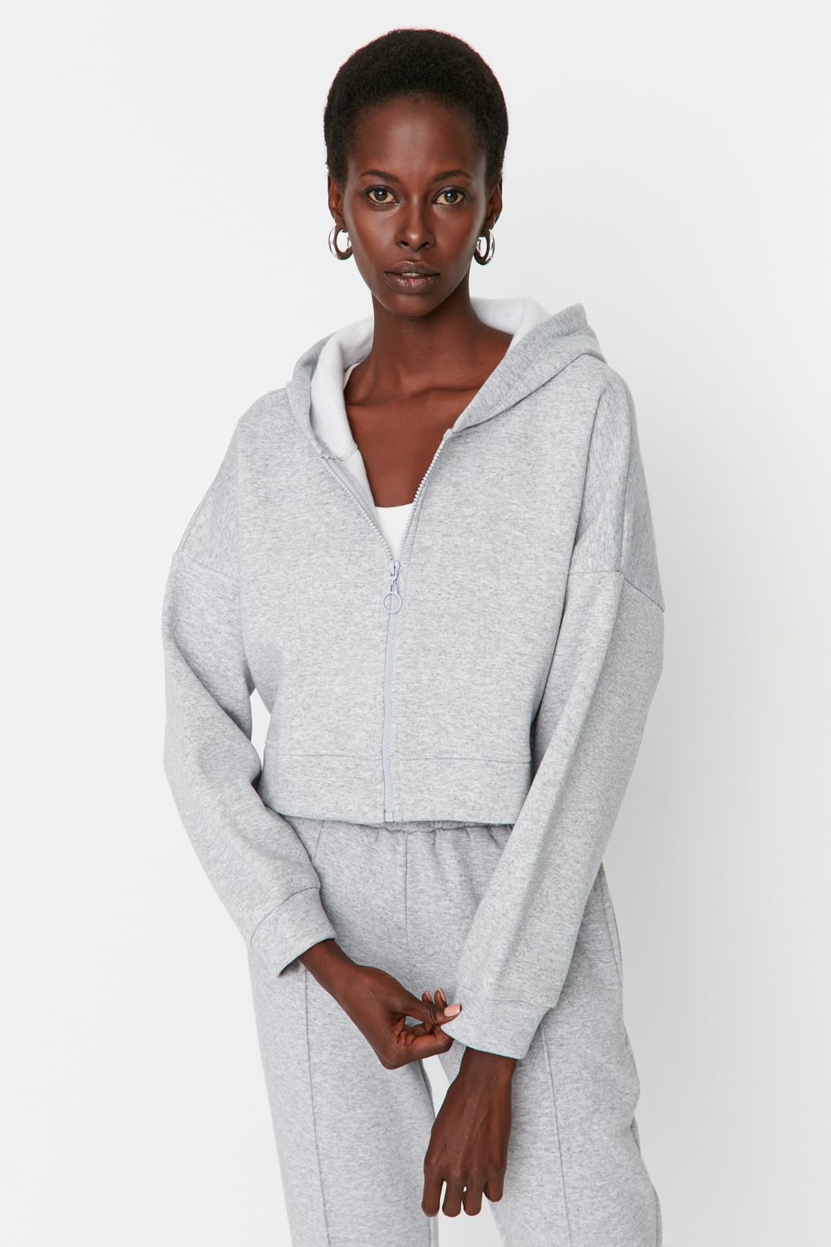 Gri Basic Fermuarlı Kapüşonlu Crop Kalın İçi Polarlı Örme Sweatshirt