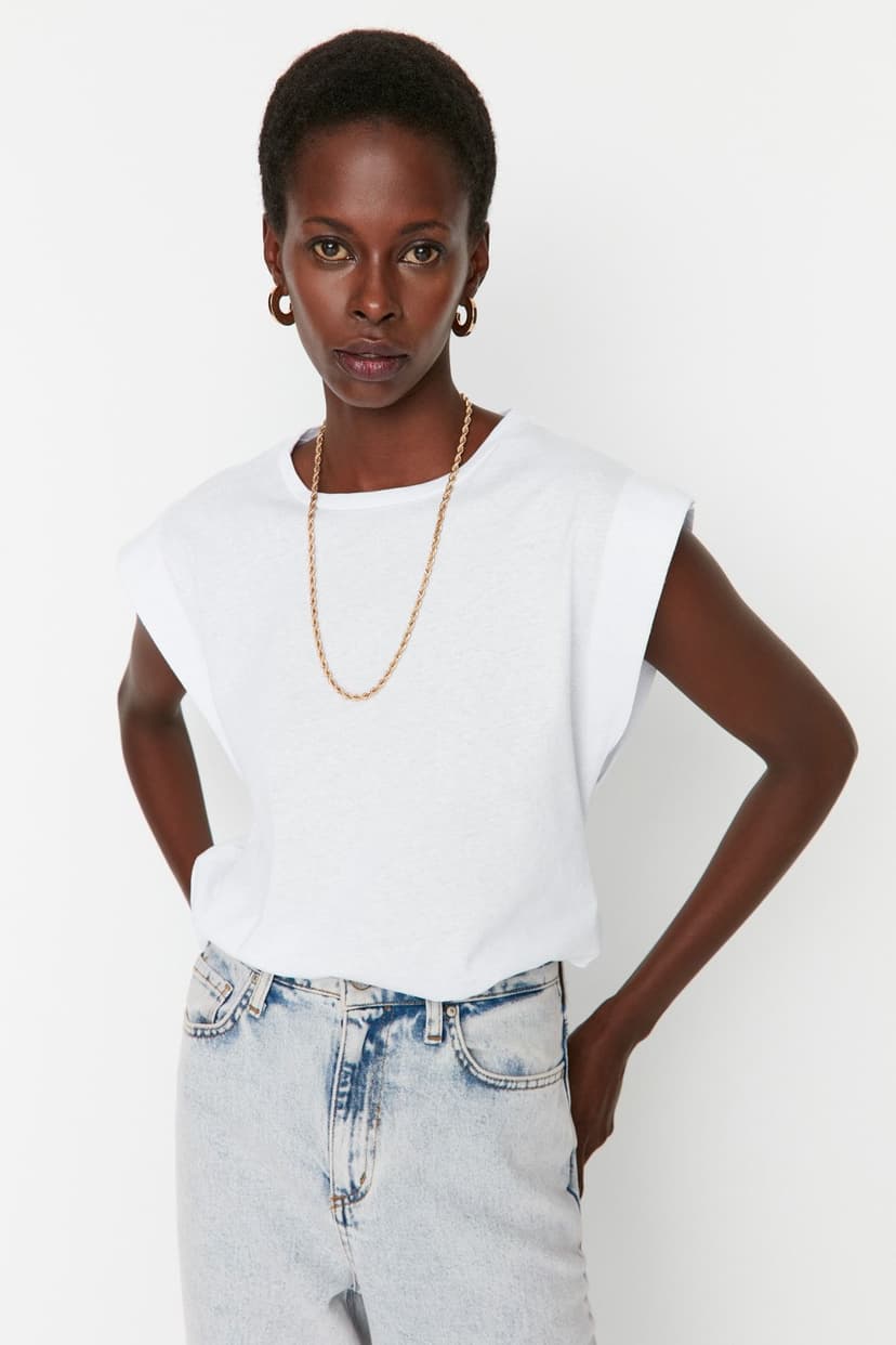 Product Beyaz %100 Pamuk Vatka Görünümlü Basic Bisiklet Yaka Örme T-Shirt