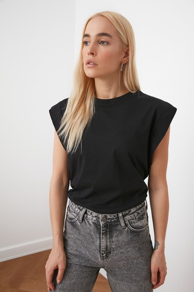 Product Siyah %100 Pamuk Vatka Görünümlü Basic Bisiklet Yaka Örme T-Shirt