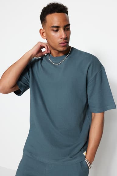 Premium Petrol Oversize/Geniş Kesim Etiket İşlemeli Dokulu T-Shirt