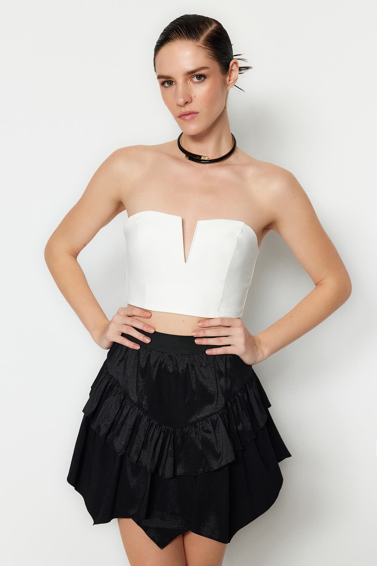 Ekru Crop Astarlı Dokuma Büstiyer