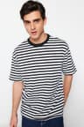 Siyah Oversize/Geniş Kesim Çizgili Kısa Kol T-Shirt