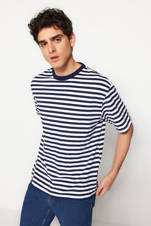 Product Lacivert Oversize/Geniş Kesim Çizgili Kısa Kol T-Shirt