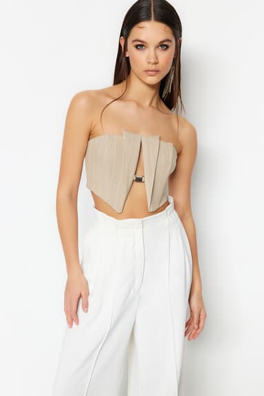 Bej Crop Astarlı Aksesuarlı Dokuma Büstiyer