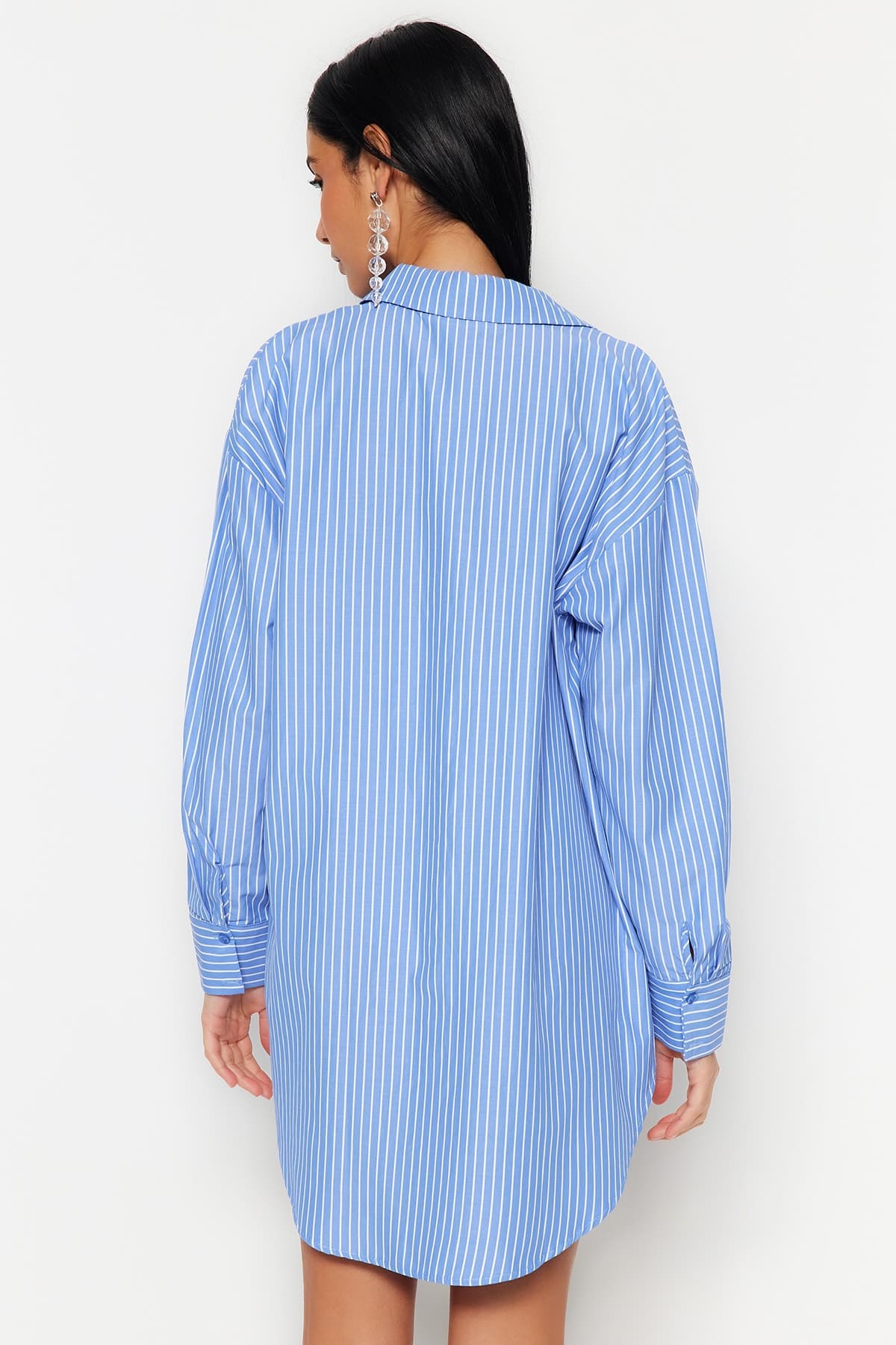 Trendyolmilla Mavi Çizgili Dokuma Plaj Gömleği TBESS22GO0664