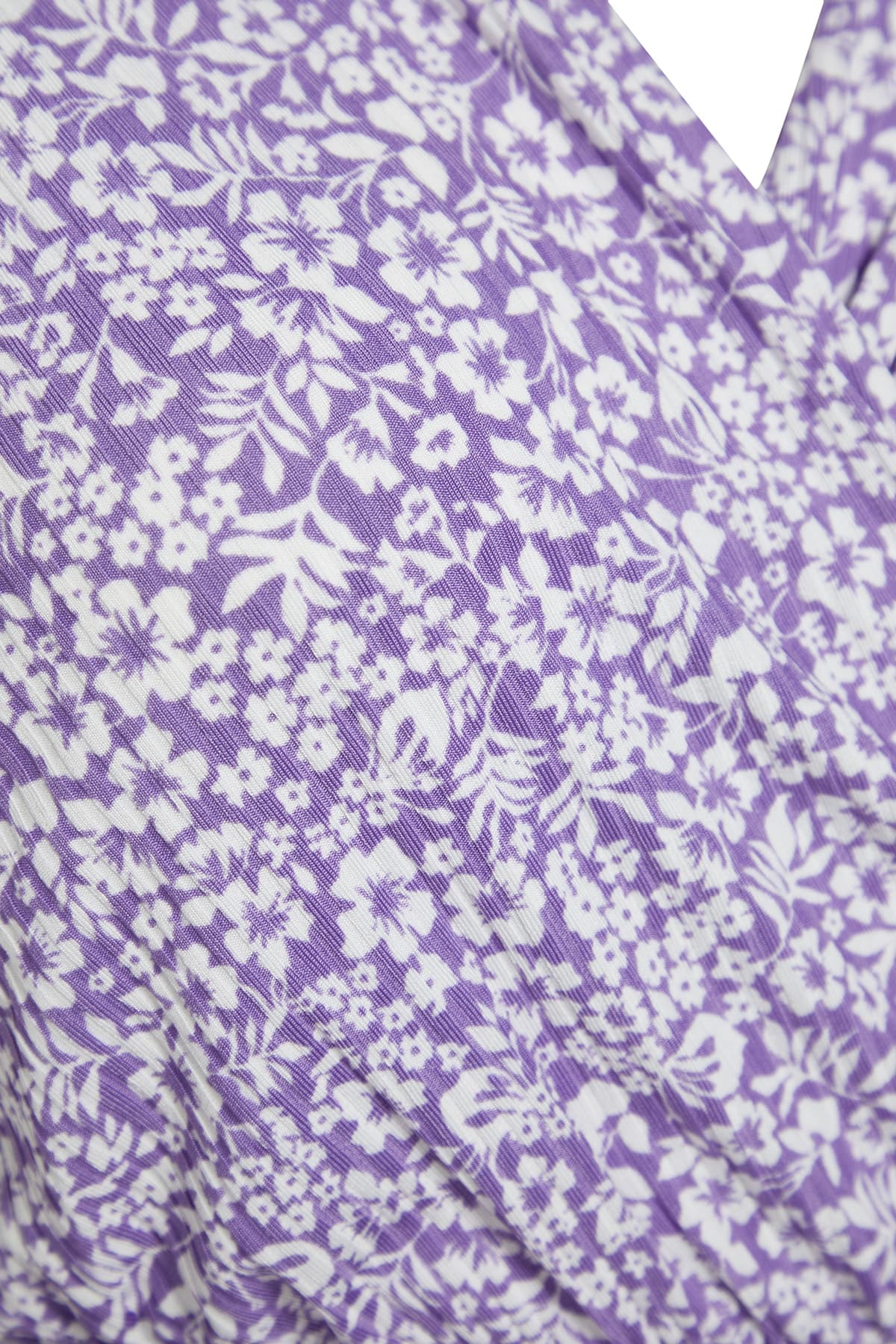 Trendyolmilla Curve Lila V Yaka Çiçek Desenli Stakter Örme Büyük Beden Elbise TBBSS22EL1638