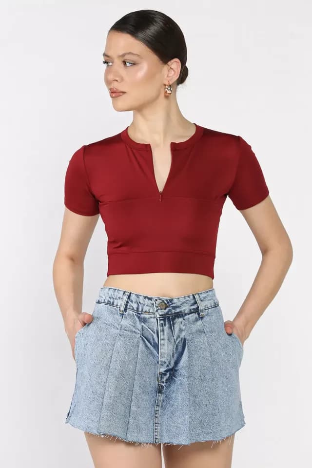 Product Kadın Ön Fermuarlı Modal Kumaş Crop Top Bluz Bordo TZL-P-00016944