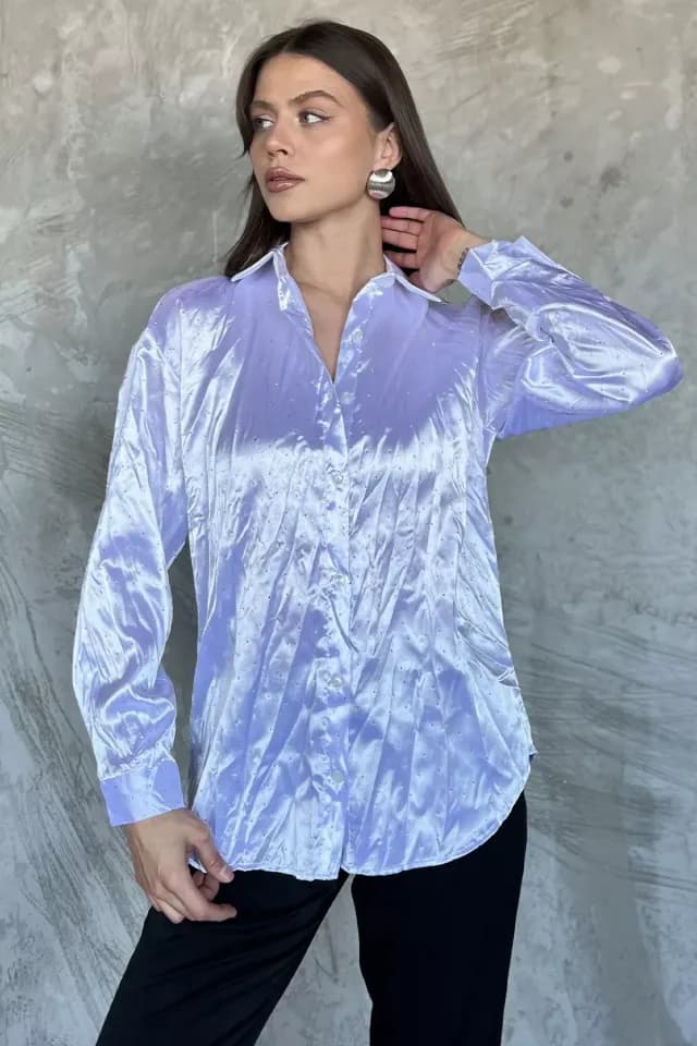 Product Kadın Taş İşlemeli Kırışık Saten Gömlek Beyaz TZL-P-00016940