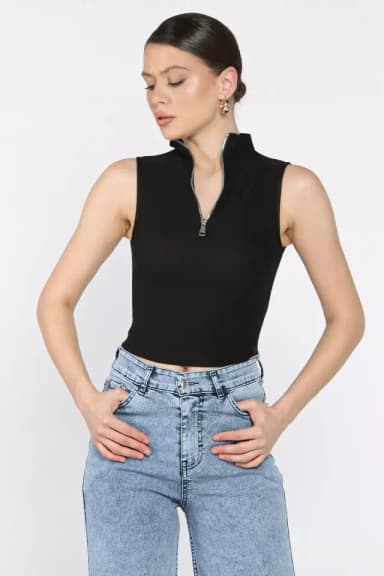 Kadın Yarım Fermuarlı Fitilli Crop Top Bluz Siyah TZL-P-00016993