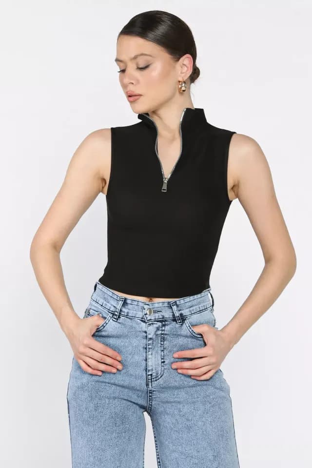 Product Kadın Yarım Fermuarlı Fitilli Crop Top Bluz Siyah TZL-P-00016993