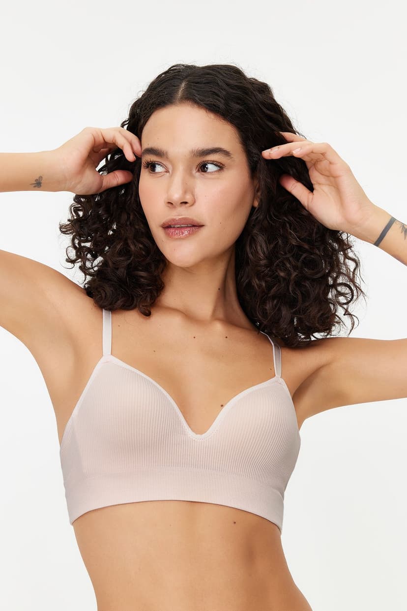 Pudra Pembe Seamless/Dikişsiz İp Askılı Dolgusuz Balensiz Kaplı Bralette Örme Sütyen
