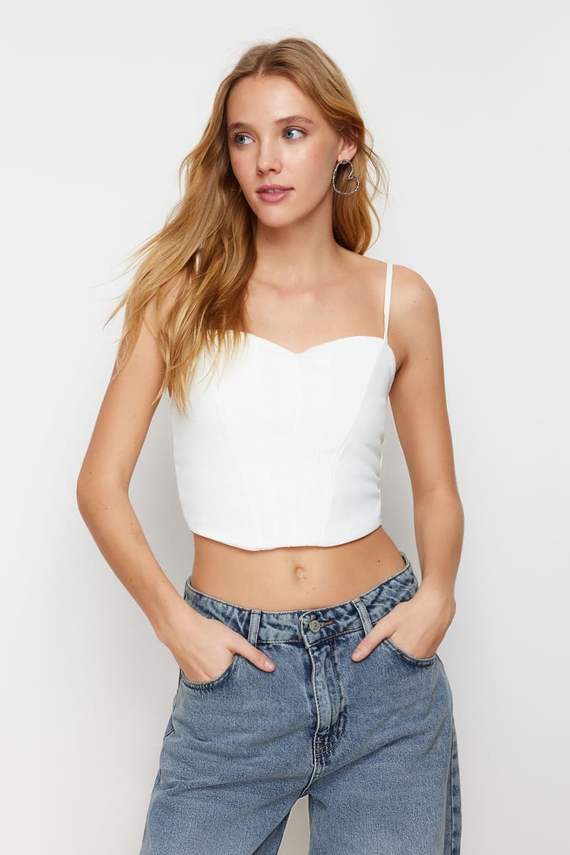Beyaz Fitted/Vücuda Oturan Crop Ayarlanabilir Askılı Krep Örme Büstiyer