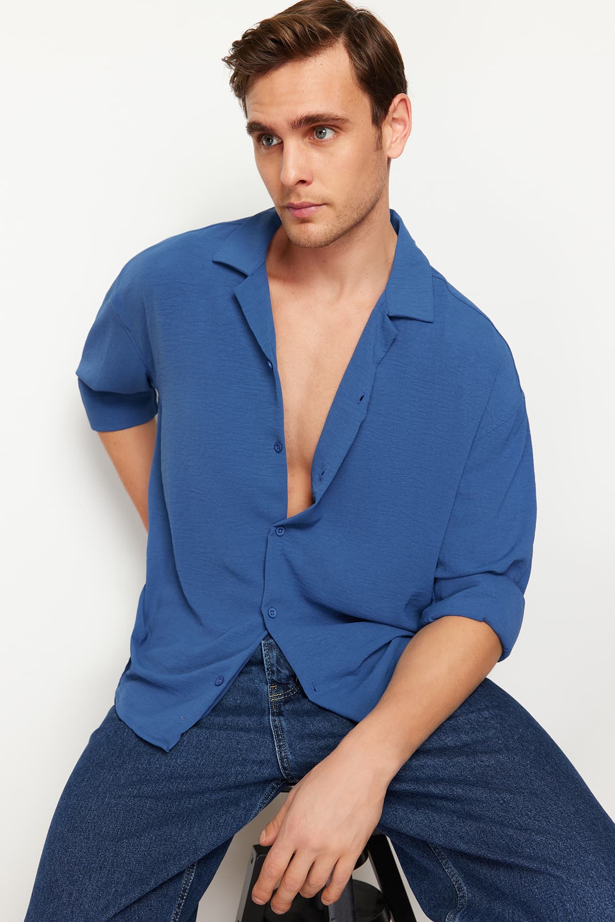Indigo Oversize Fit Apaş Yaka Yazlık Keten Görünümlü Gömlek