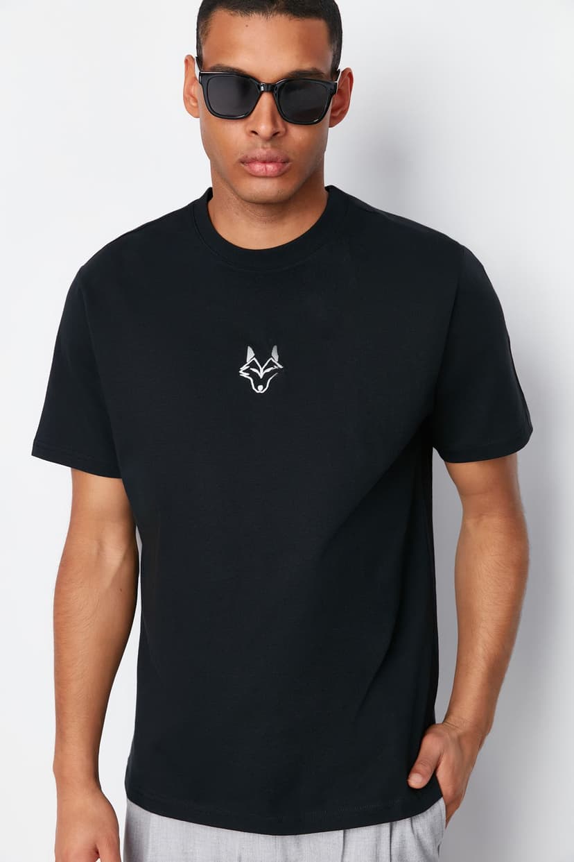 Siyah Regular/Normal Kesim Kurt Nakışlı %100 Pamuklu Tok Kumaş T-shirt