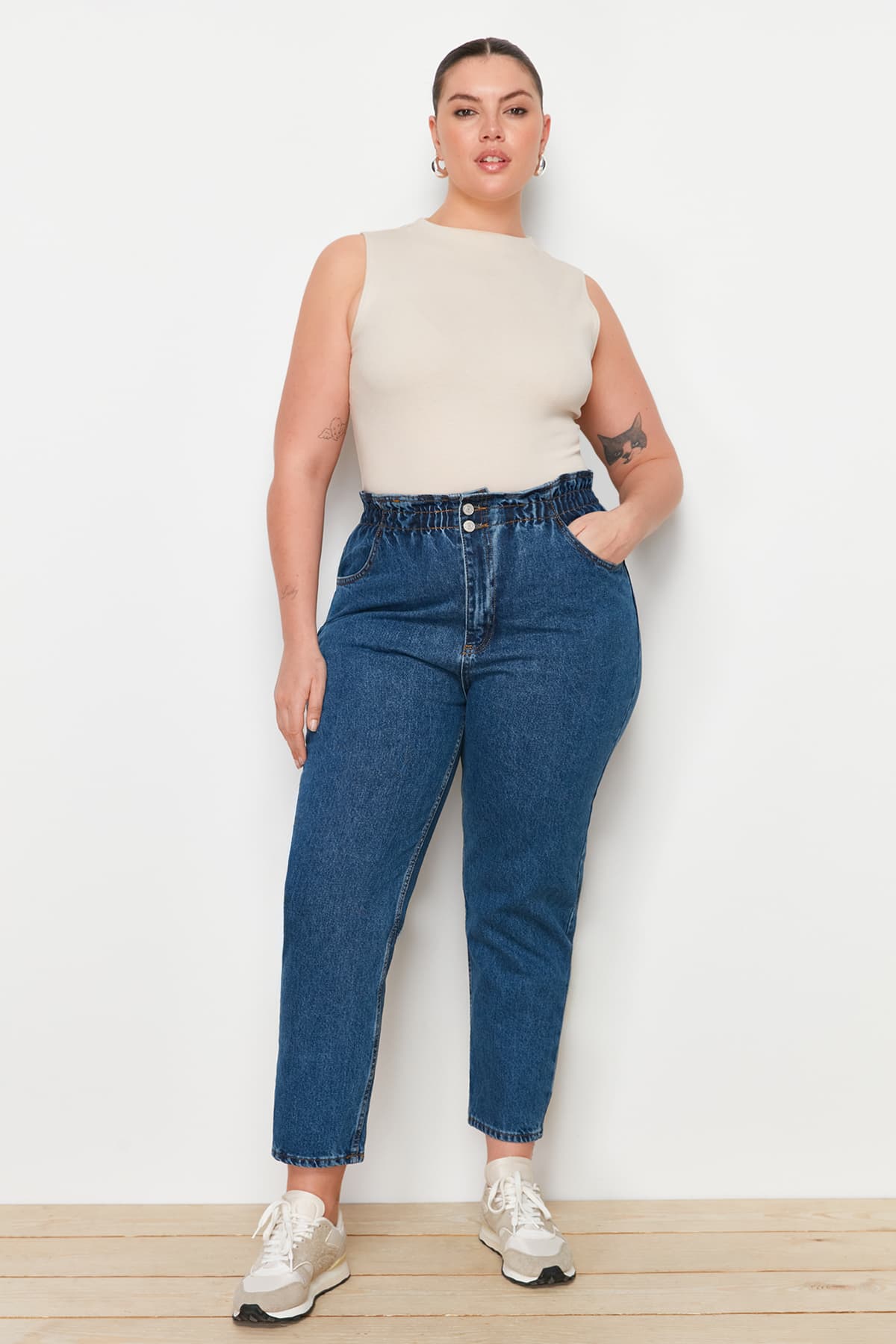 Mavi Yüksek Bel Beli Lastikli Mom Jeans