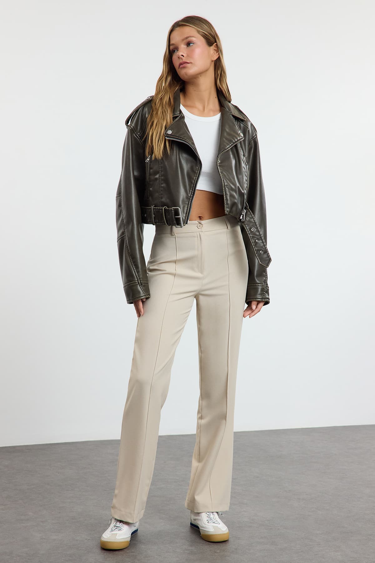 Vizon Straight/Düz Kesim Yüksek Bel Nervür Dikişli Dokuma Pantolon