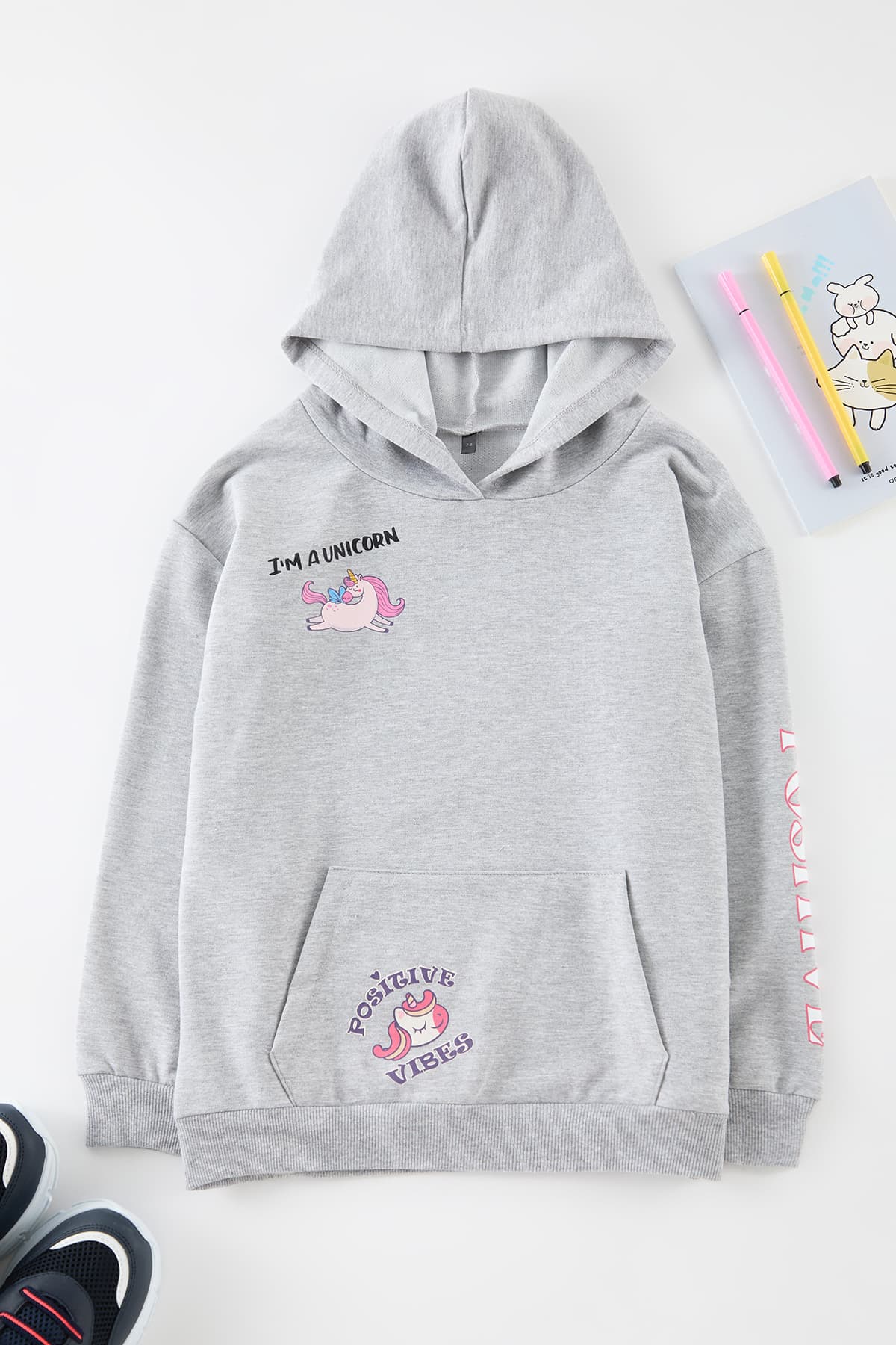 Gri Kapüşonlu Mevsimlik Kol Baskılı Kız Çocuk Düz Örme Sweatshirt