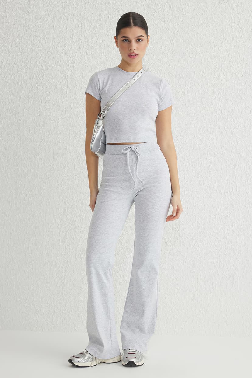 Trendyolmilla Gri Melanj Fitted/Vücuda Oturan Esnek  Örme Alt-Üst Takım TWOSS25AU00053