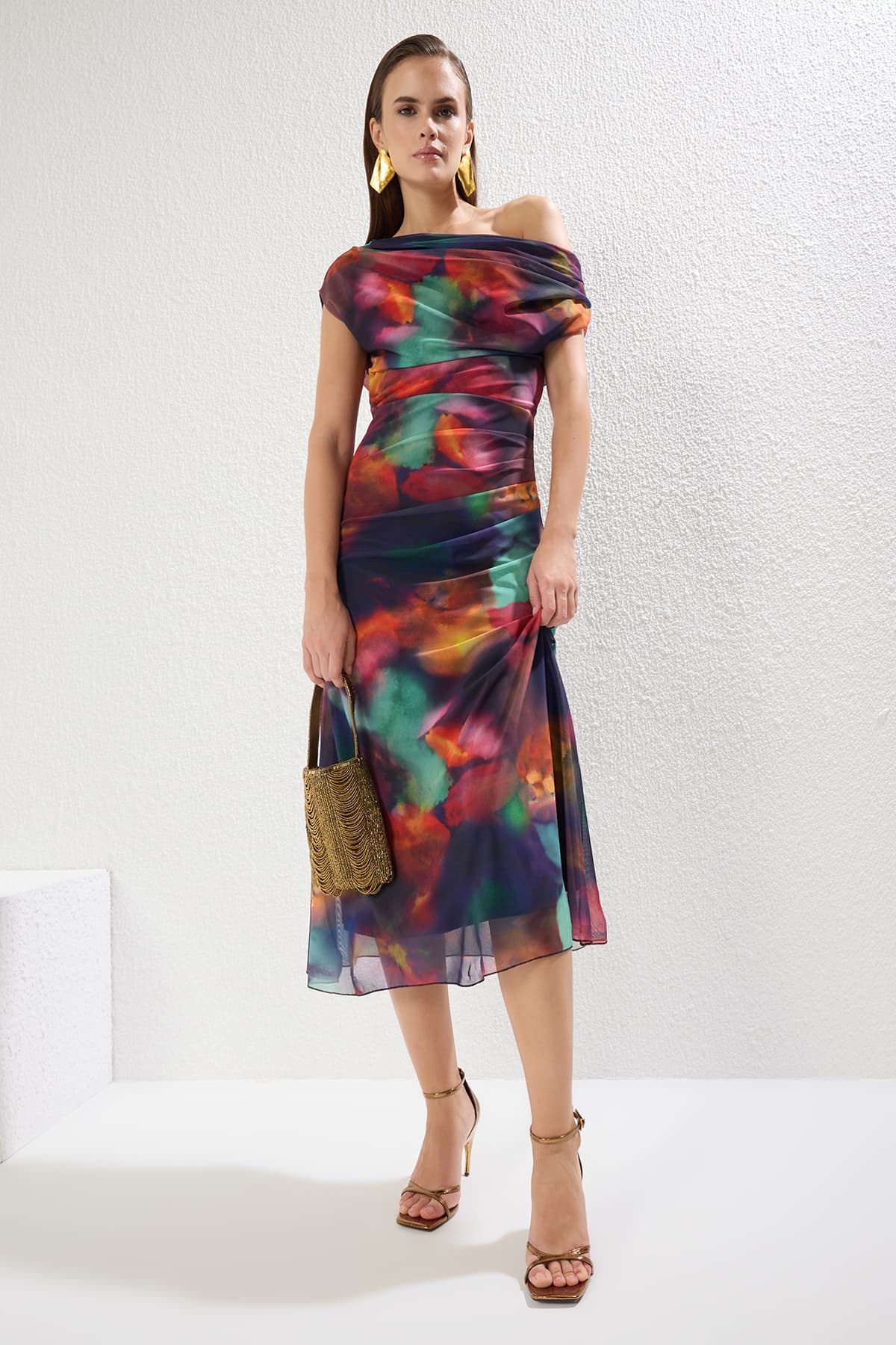 Çok Renkli Desenli Astarlı Tül Örme Şık Abiye Gece Mezuniyet Elbisesi