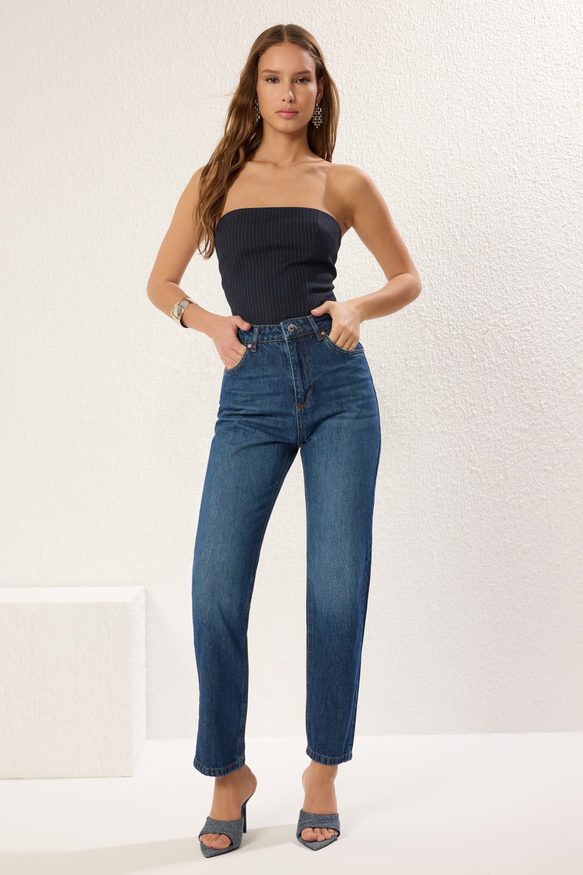 Koyu Mavi Yüksek Bel Straight Jeans