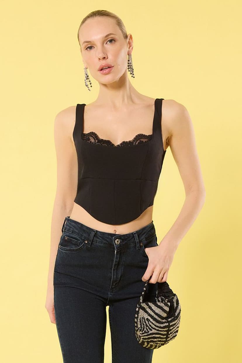 Siyah Crop Dantel Detaylı Dokuma Şık Büstiyer