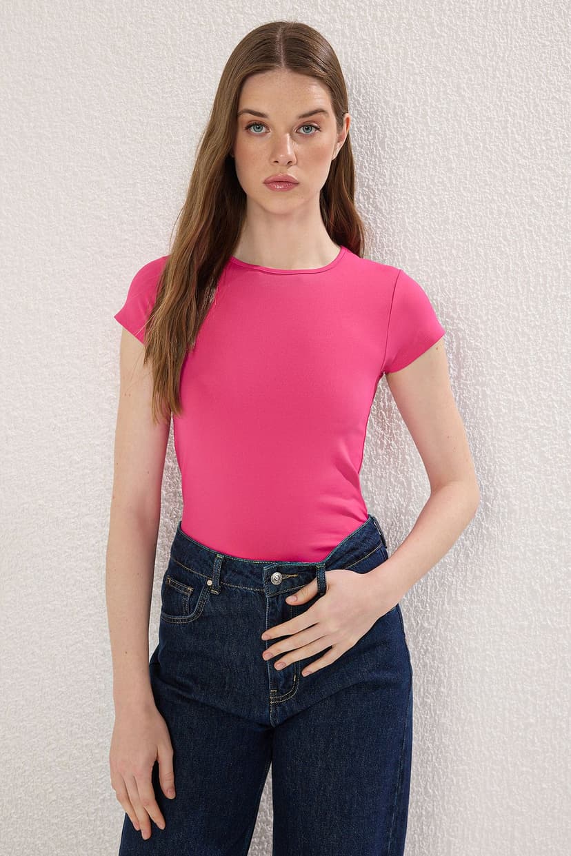 Fuşya Poliamid Kısa Kol Bisiklet Yaka Fitted/Vücuda Oturan Örme T-Shirt