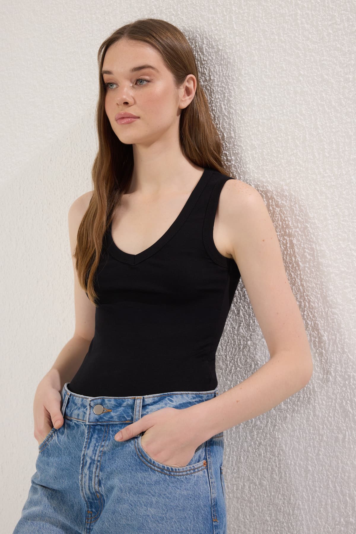 Siyah Fitted/Vücuda Oturan Kolsuz Esnek Örme Atlet