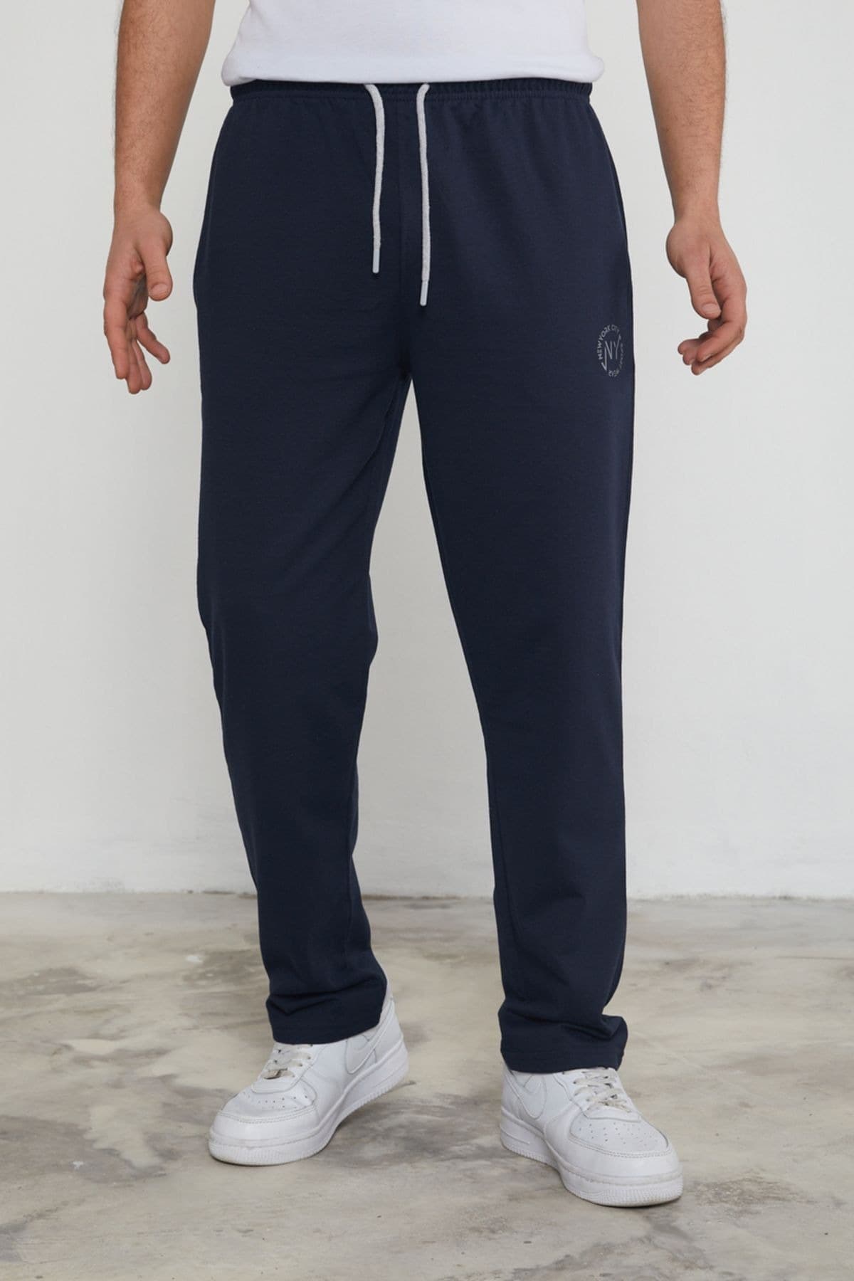 Lacivert Regular/Normal Kesim New York Nakışlı Düz Paça Eşofman Altı