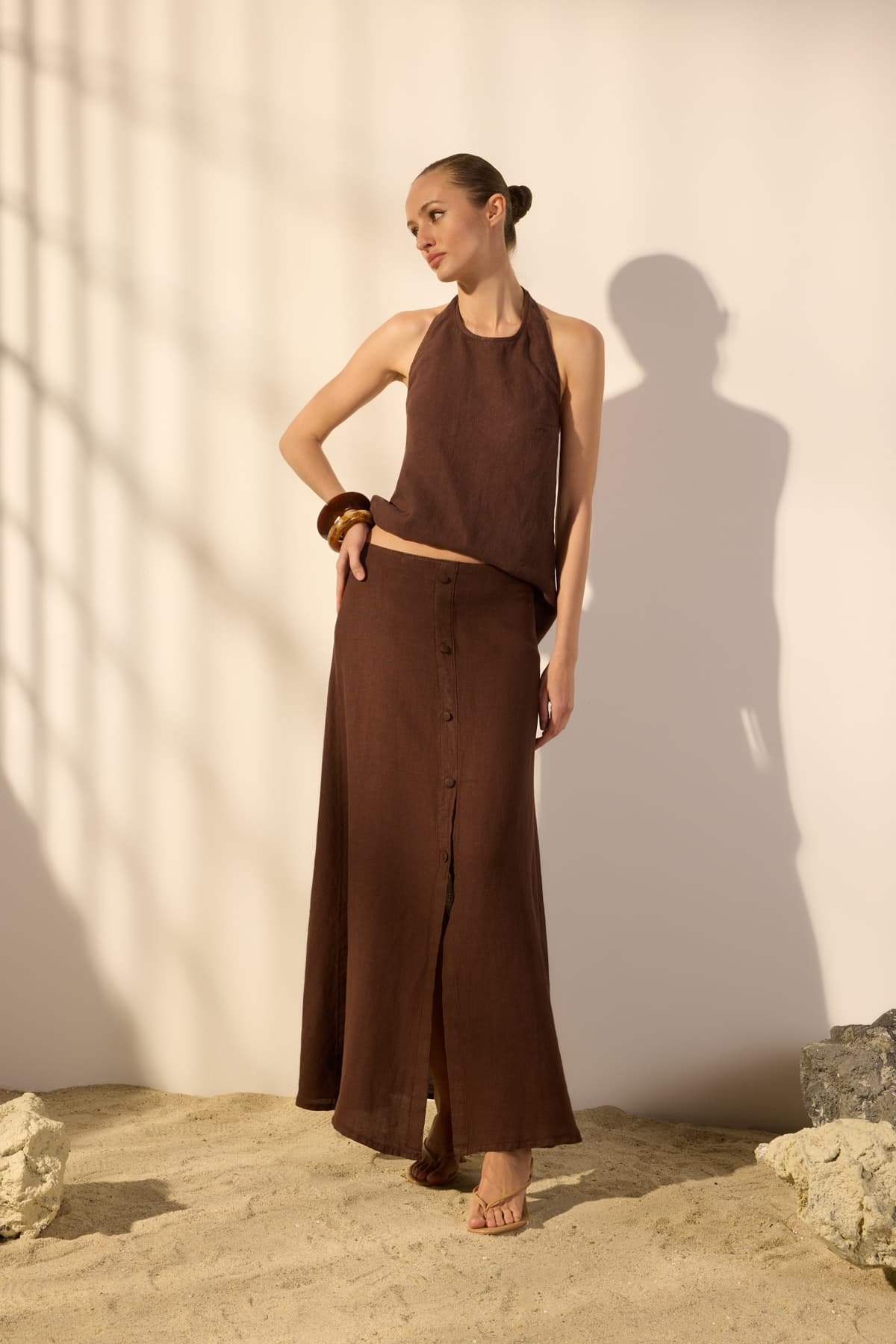 Kahverengi %100 Keten Düğme Detaylı Midi Etek