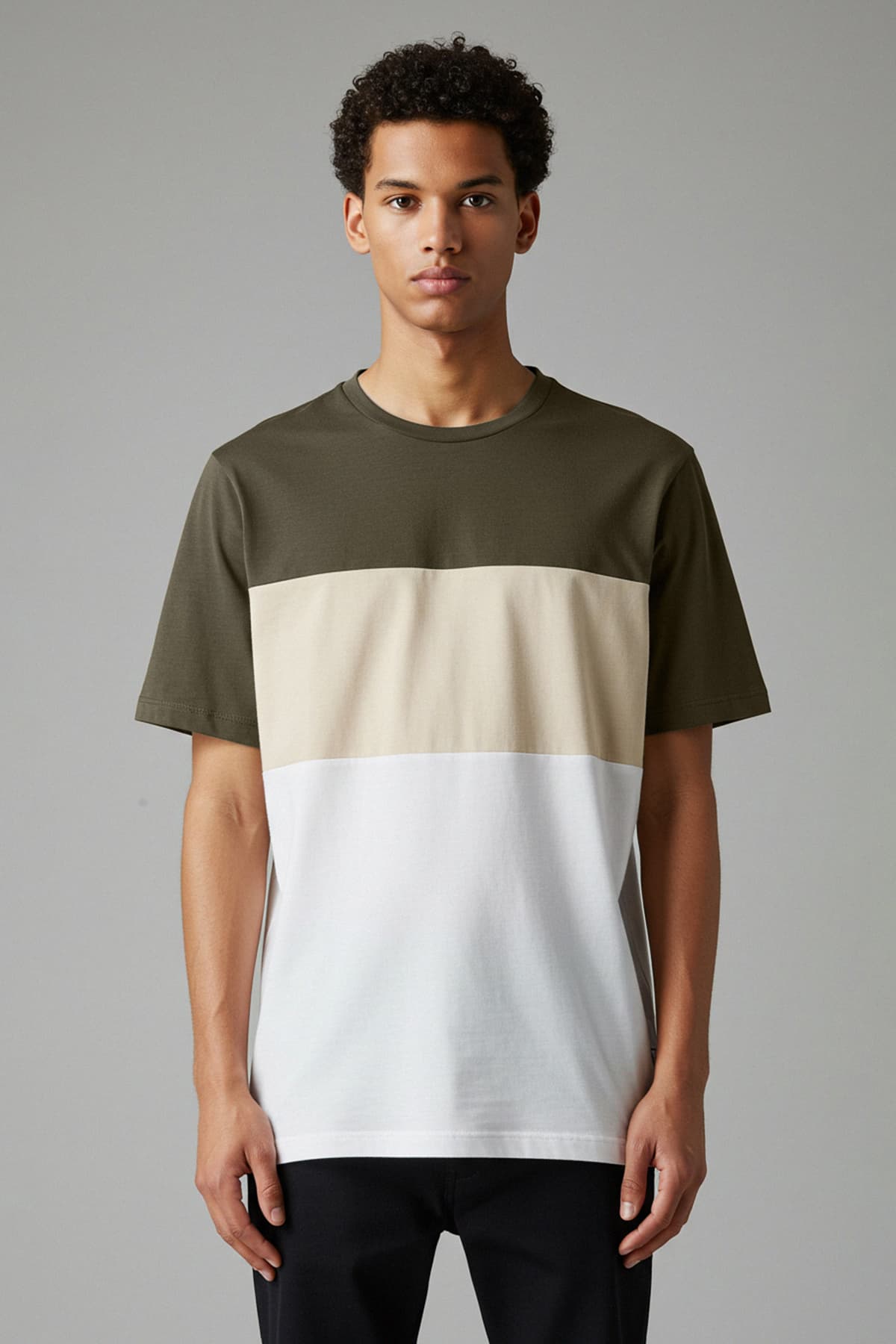 Haki Regular/Normal Kesim Renk Bloklu %100 Pamuklu T-Shirt