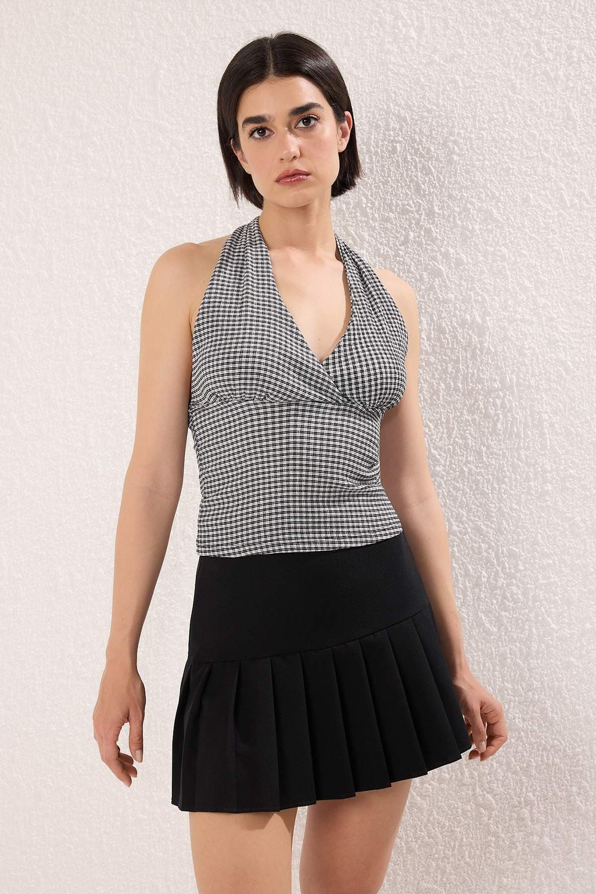 Siyah Pöti Kare Boyundan Bağlamalı Fitted Esnek Örme Bluz