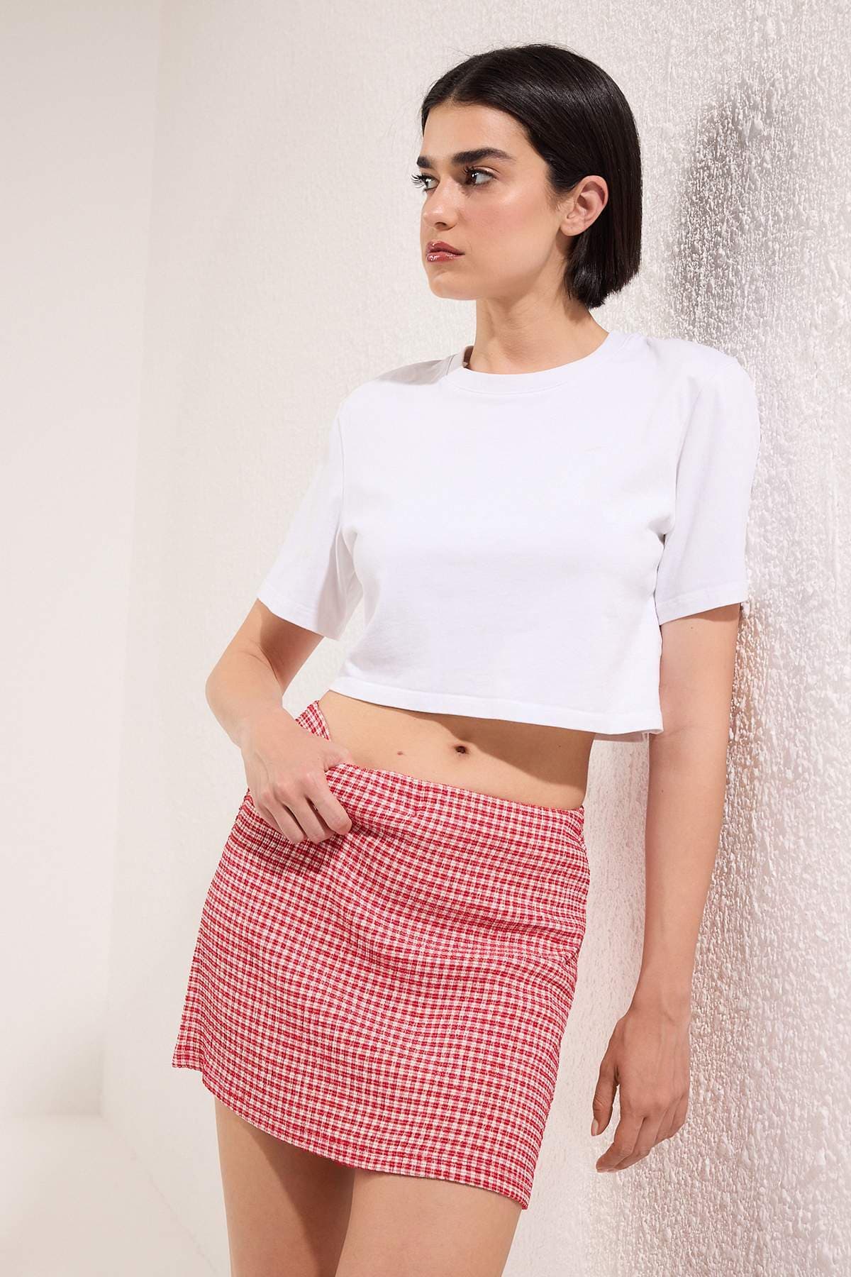 Kırmızı Pöti Kare Mini Şortlu Esnek Örme Etek