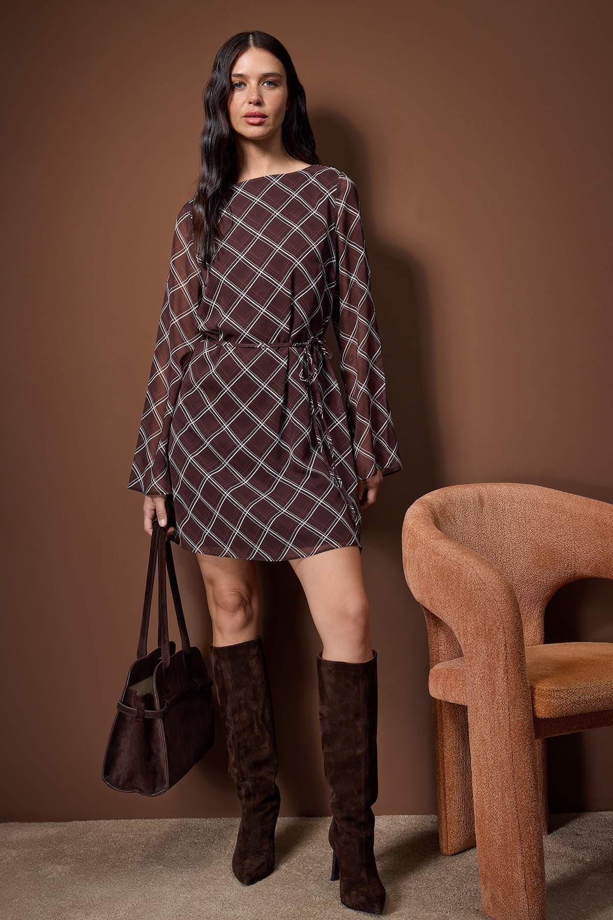 Trendyolmilla Kahverengi Ekose / Kareli Kısa / Mini Dokuma Elbise TWOAW26EL00335