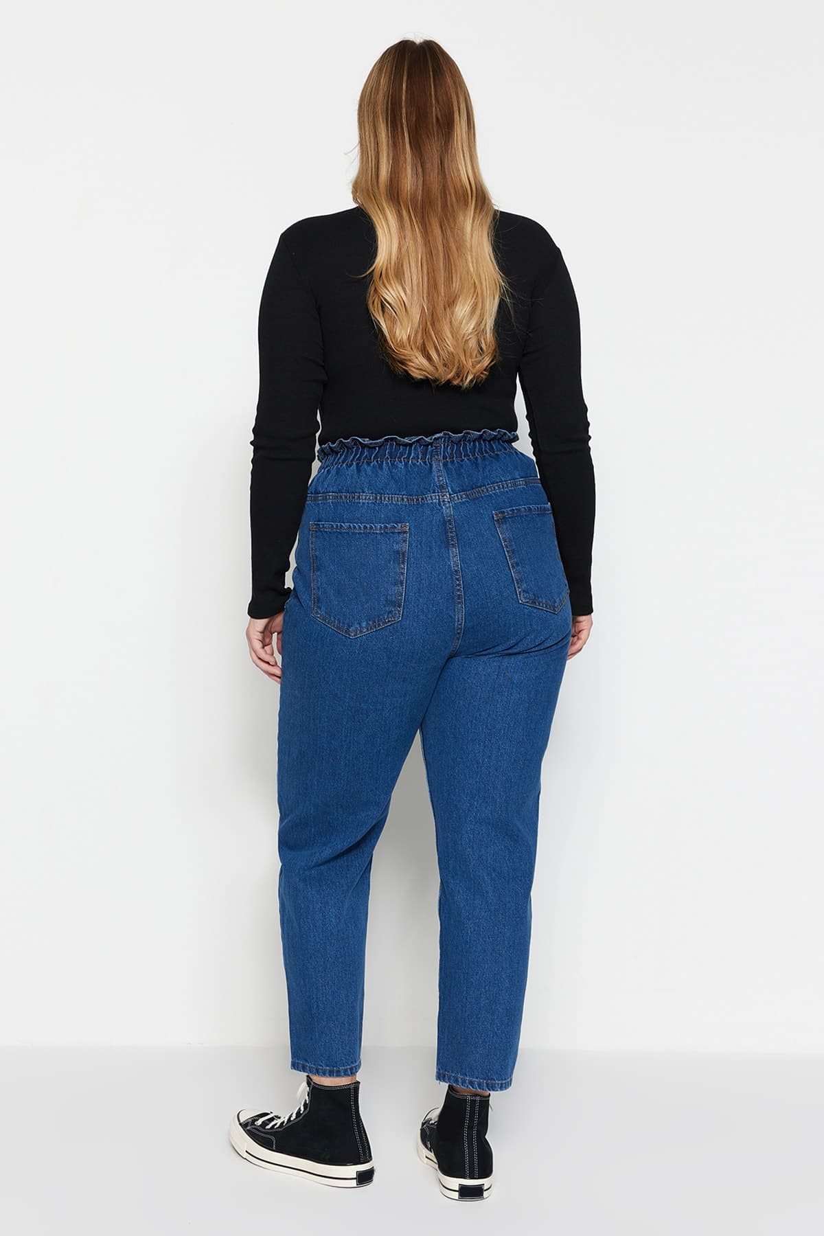 Mavi Yüksek Bel Beli Lastikli Mom Jeans