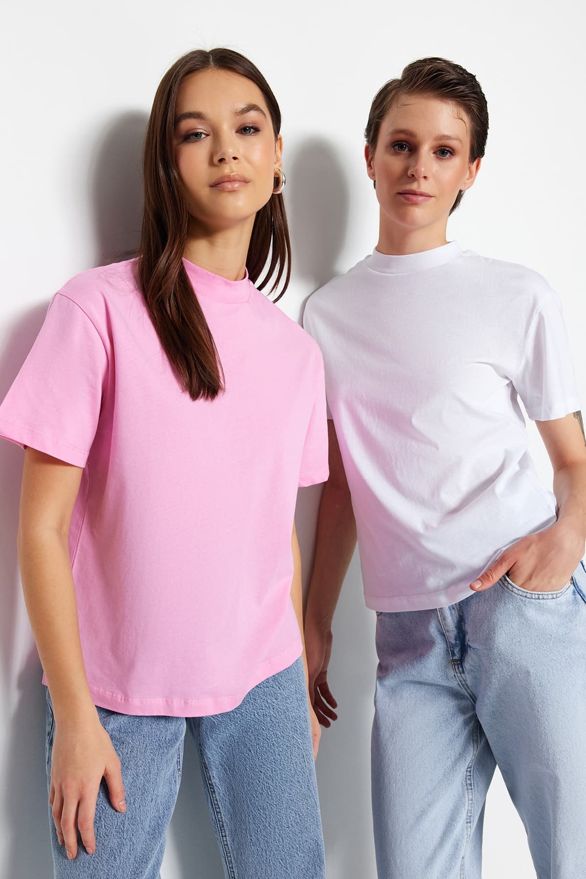 Pembe-Beyaz 2'li Paket %100 Pamuk Basic Dik Yaka Örme T-Shirt