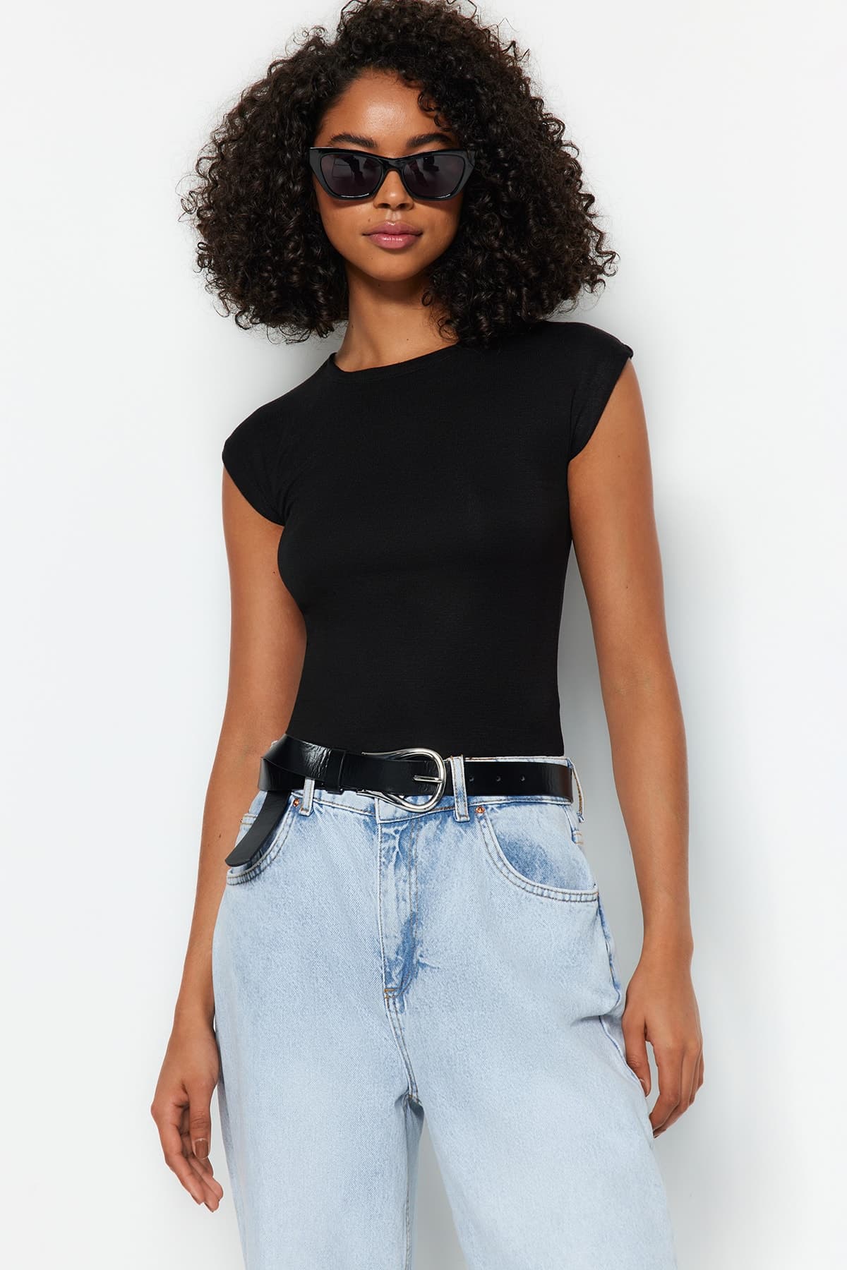 Siyah Premium Viskoz/Yumuşak Kumaş Fitted/Vücuda Oturan Ay Kol Örme Bluz