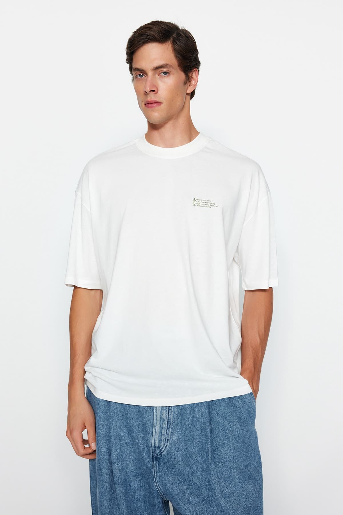 Ekru Oversize %100 Pamuklu Minimal Yazı Baskılı Tok Kumaş T-shirt